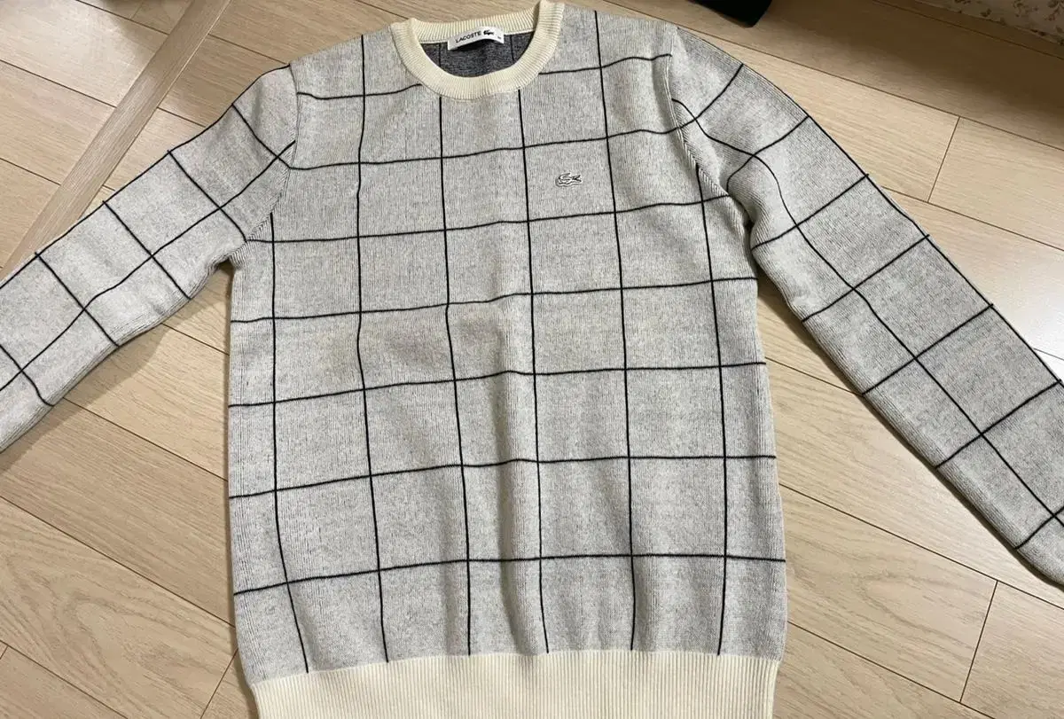 Lacoste Knit 34