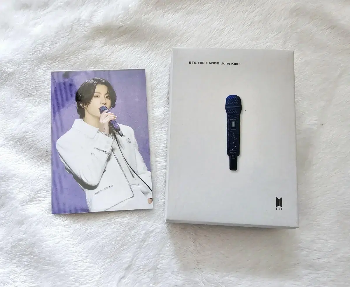 Bangtan jungkook microphone badge