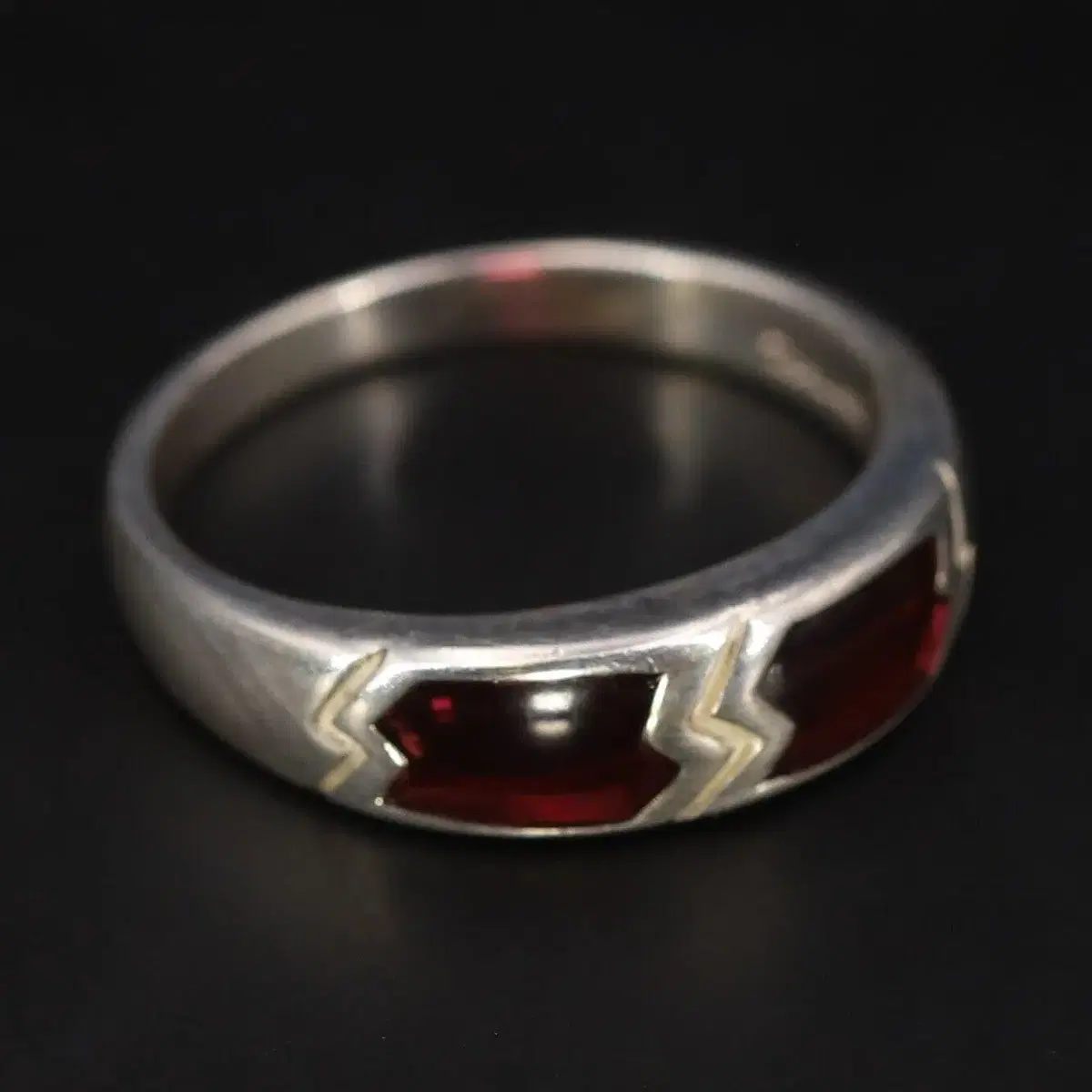 CNA red glass silver ring (8)