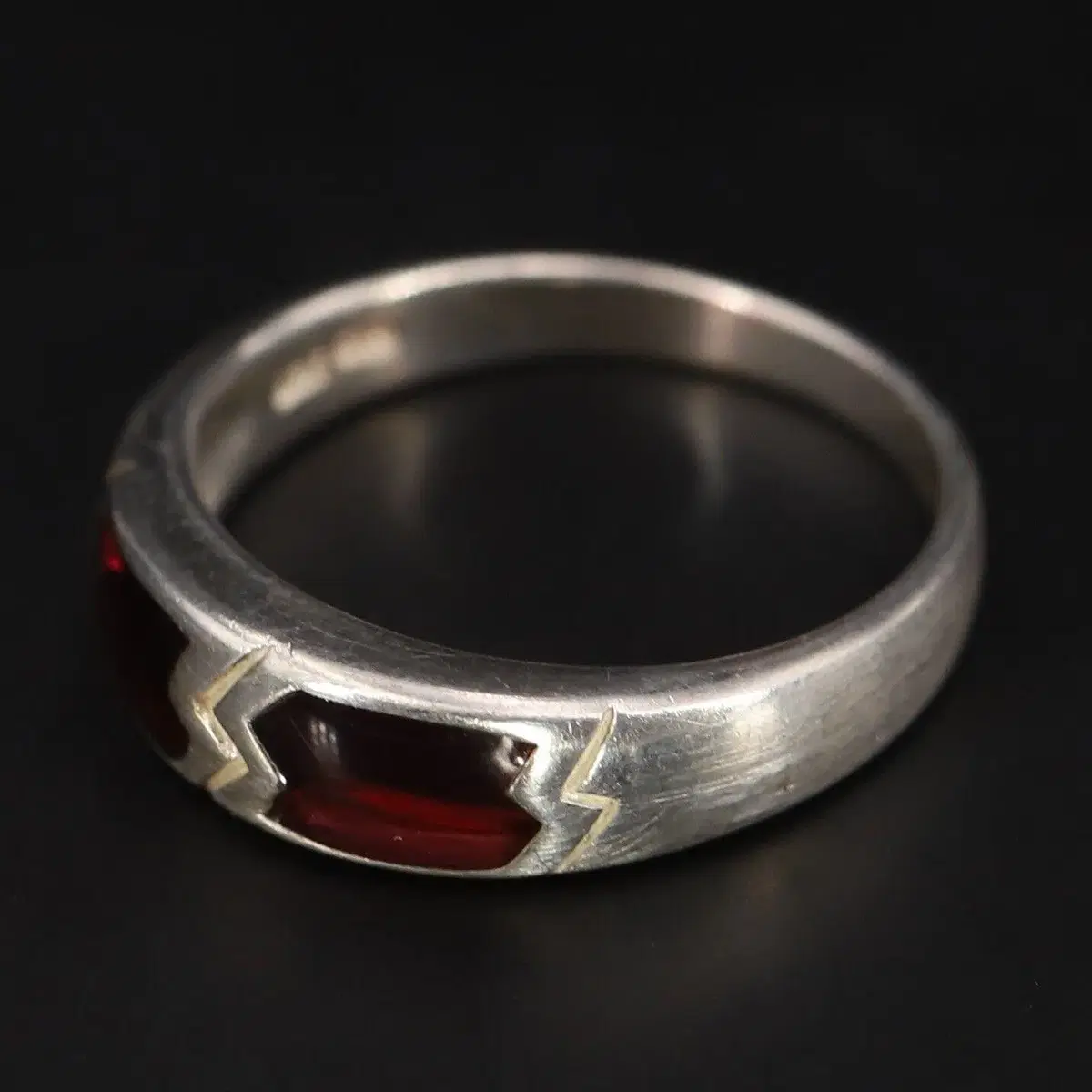 CNA red glass silver ring (8)