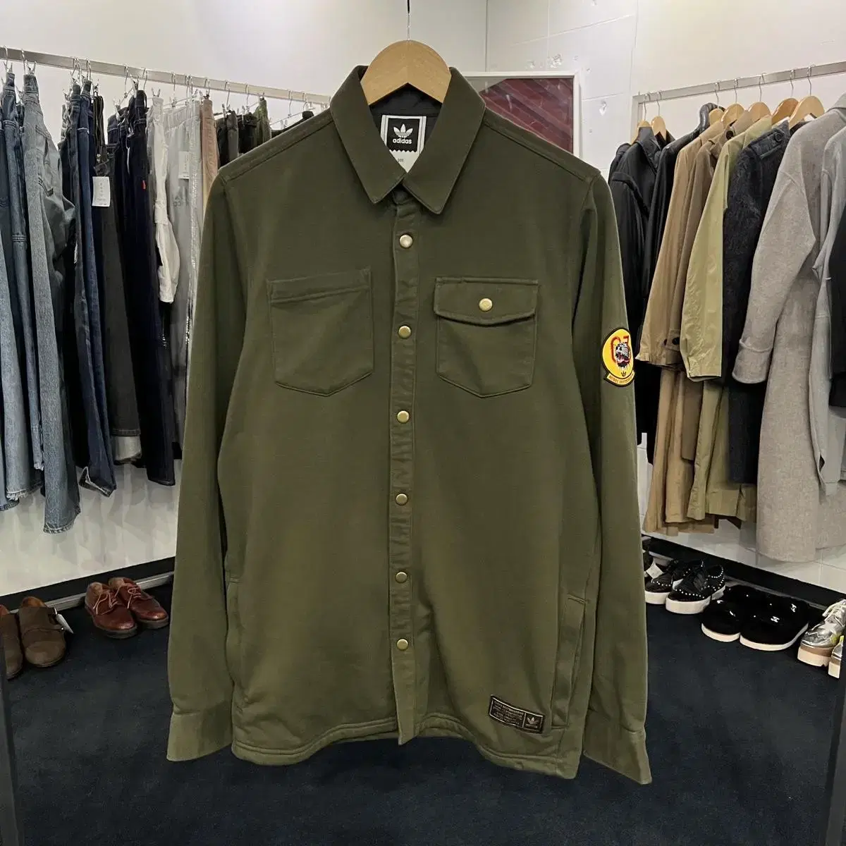 [Tacpo] [95] Adidas Skateboarding Terry Overshirt