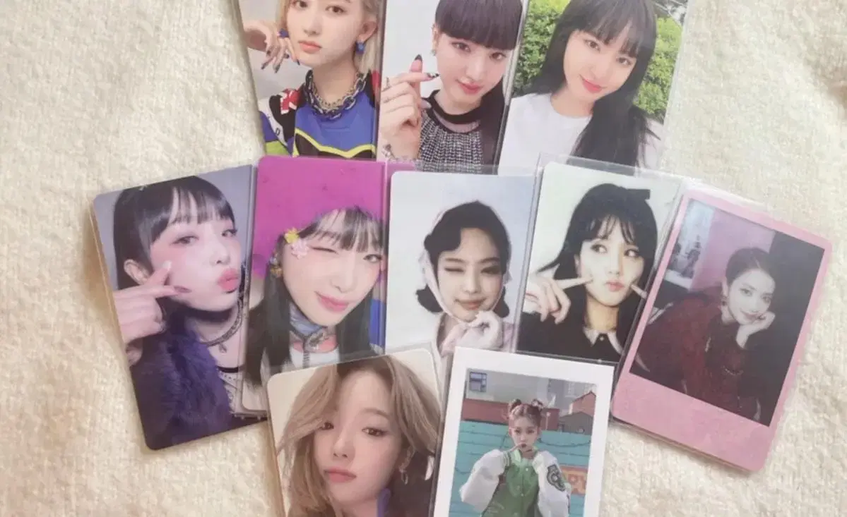 YeoDol photocard (ive | yena | black pink | fromis 9 | billlie)