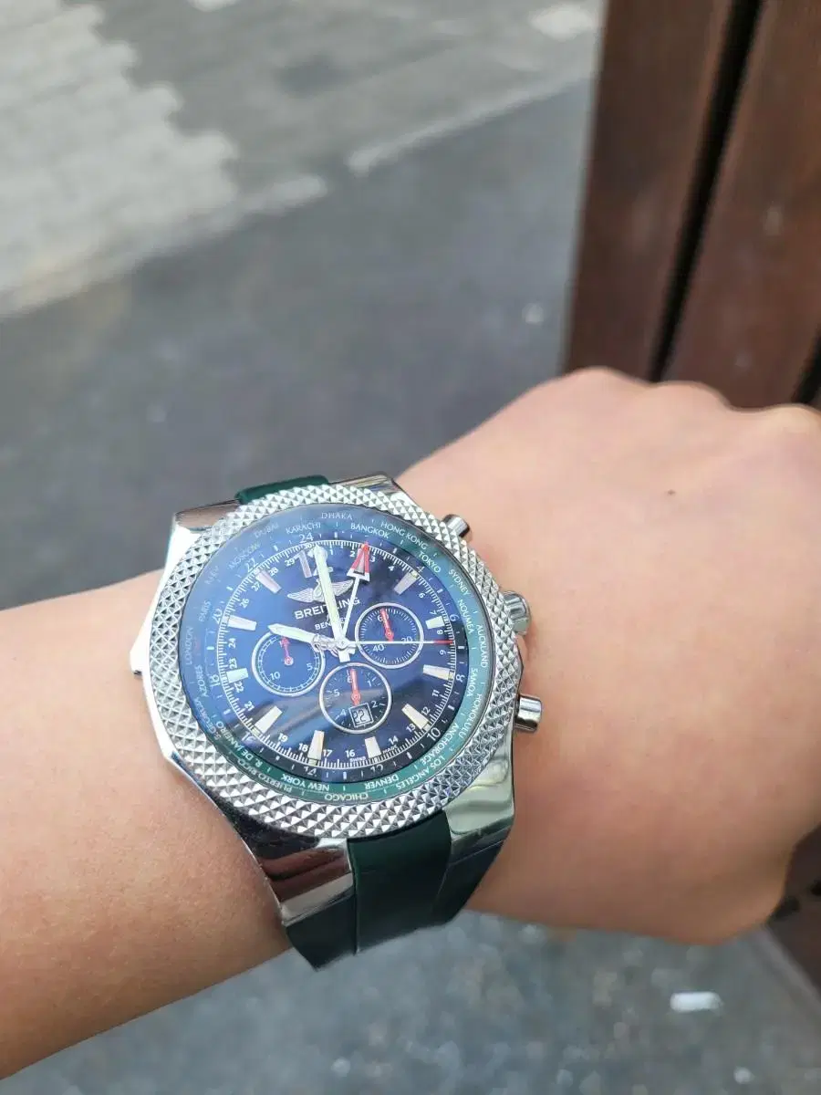 Breitling Bentley Limited Edition GMT A47362 (movement replaced)