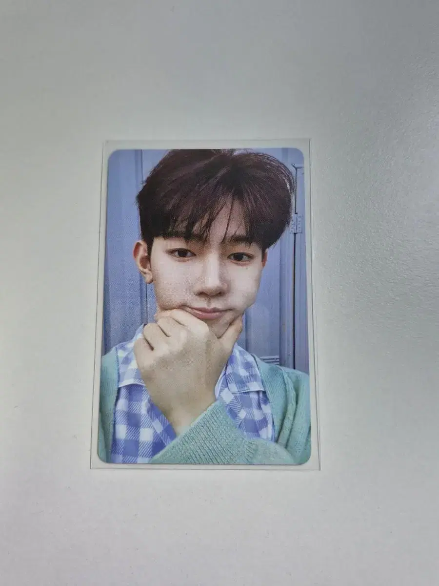 Zhang Hao with muu photocard Pre-order benefits