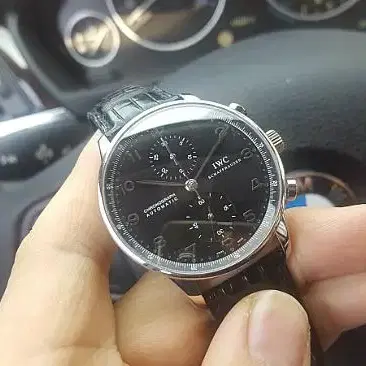 iwc 포르투기스 18k 화이트골드 오토메틱 금통 시계 팝니다~~