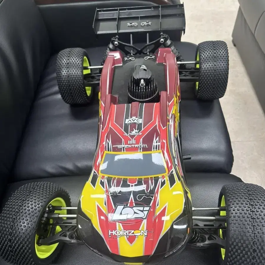 Losi horizon hobby eight 1/10