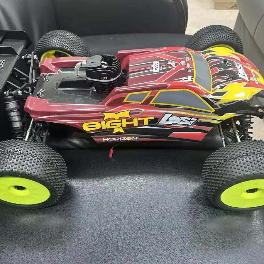 Losi horizon hobby eight 1/10