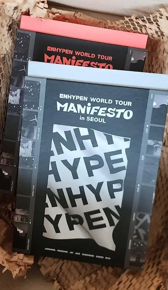 Enhypen Manifesto Concert dvd wts wts