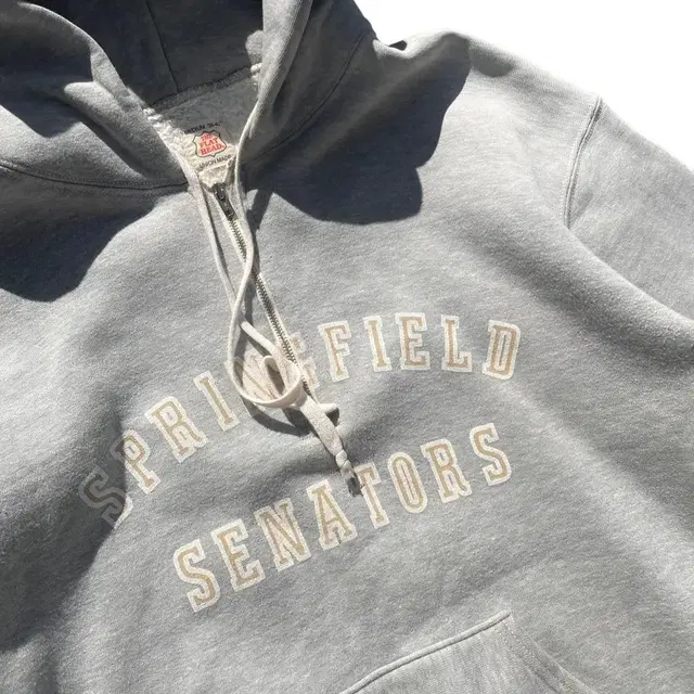 Flat Head Quater zip Hoodie