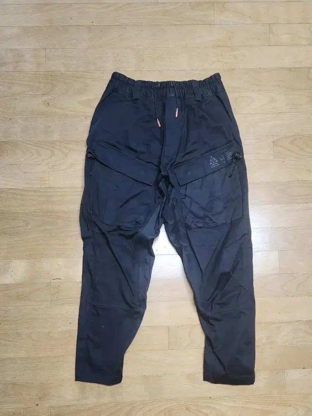 [s] NIKELAB 아크로님 ACG CARGO PANTS 블랙