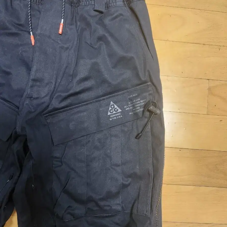 [s] NIKELAB 아크로님 ACG CARGO PANTS 블랙