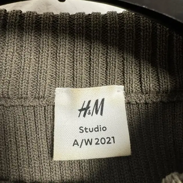 H&M 스튜디오 컬렉션 A/W 2021 니트