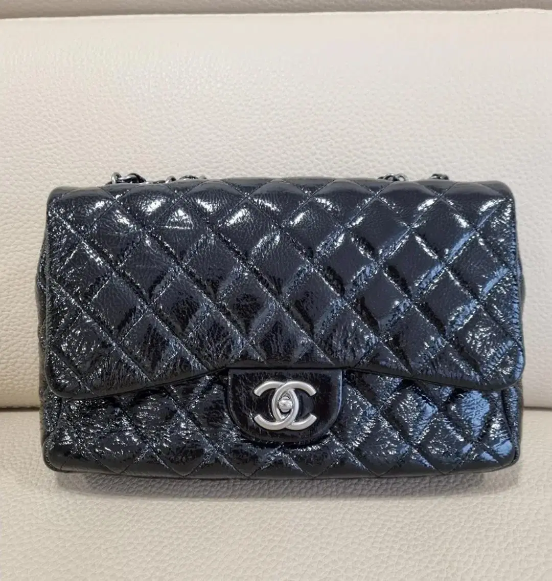 Chanel Classic Rinkle Fei Chain Bag