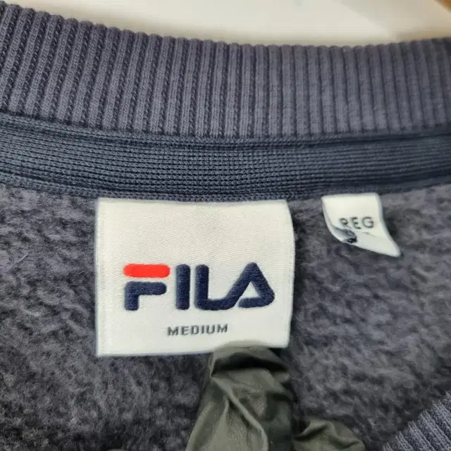 Z3921 휠라 레터링 맨투맨티셔츠 기모티셔츠 (남100) FILA