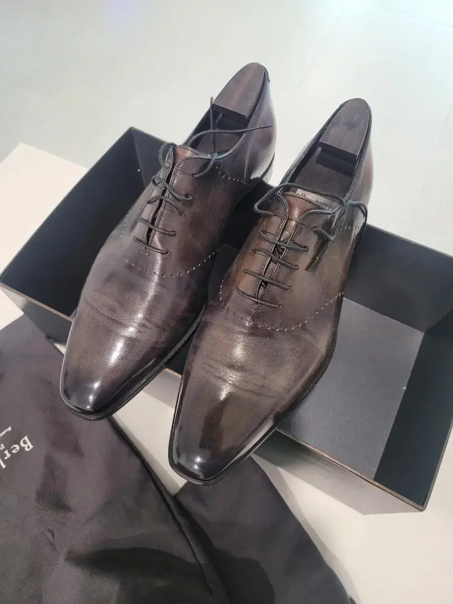 Berluti 벨루티  구두  8.5사이즈