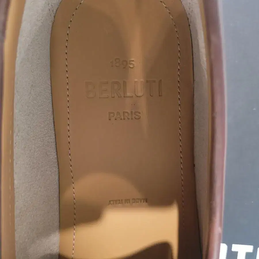 Berluti 벨루티  로렌조 리미니 9사이즈