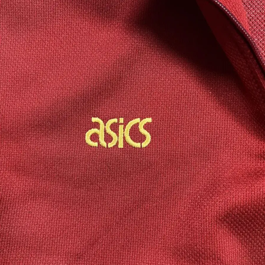 Asics half zip-up