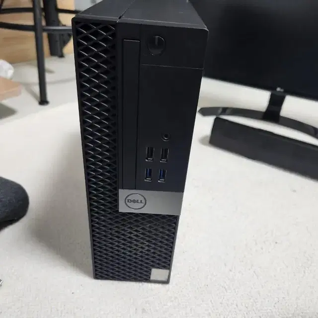 델 optiplex 7040 사무용 데스크톱 PC + LG모니터 60인치