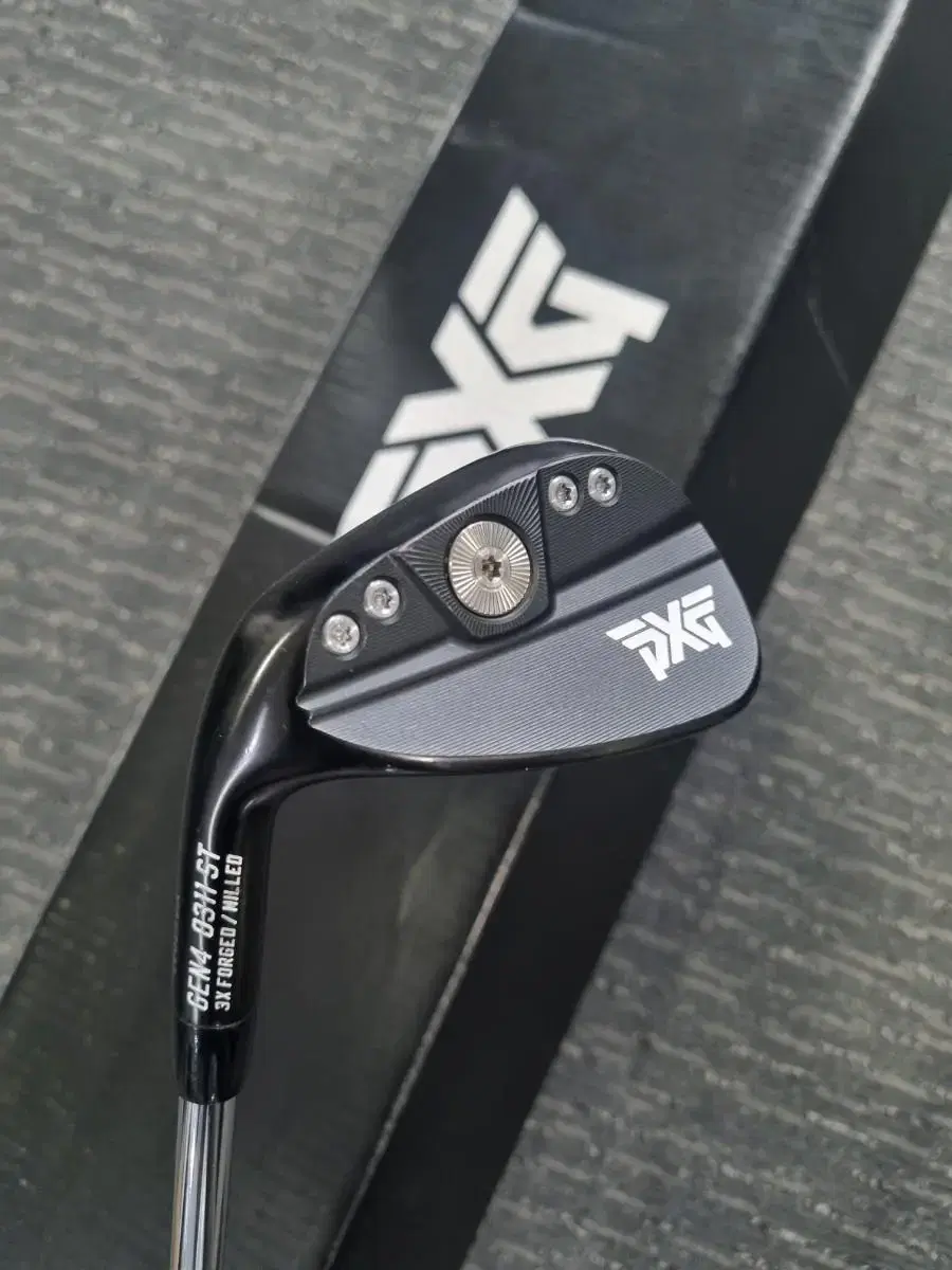 PXG GEN4 0311ST 블랙 왼손7아이언입니다^^