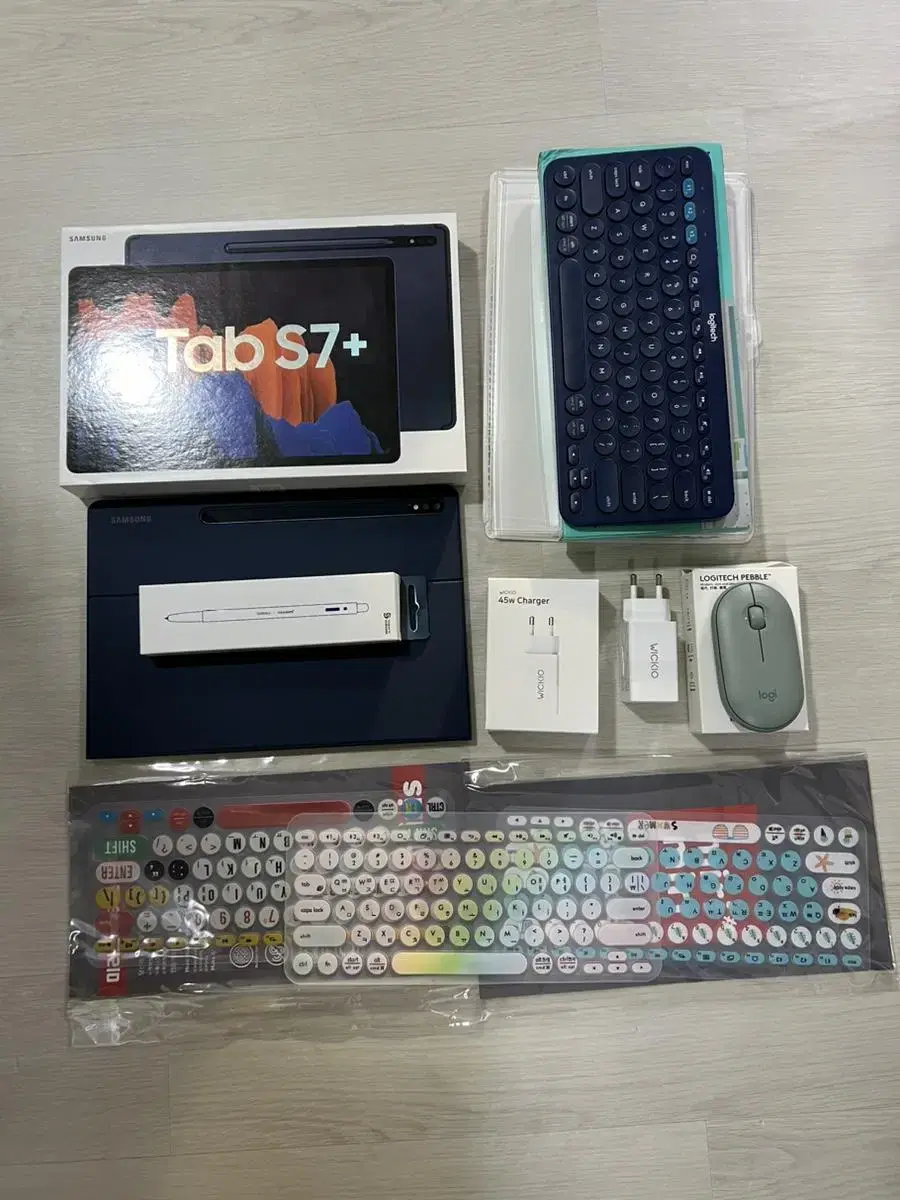 I have a Samsung Galaxy Tab S7+Plus Navy 512G Full Box for sale