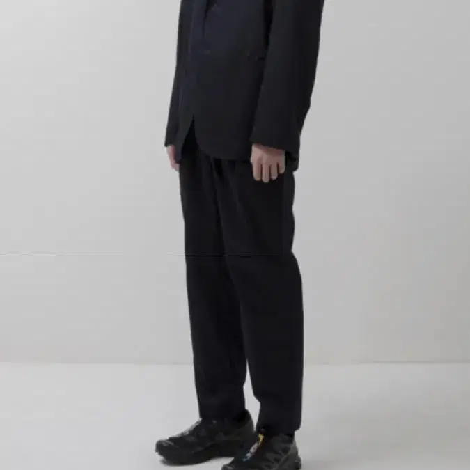 8Division 에이트디비젼 pleated navy trousers(m