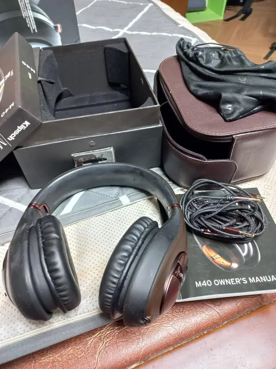 해드폰 Klipsch  MODE  M40