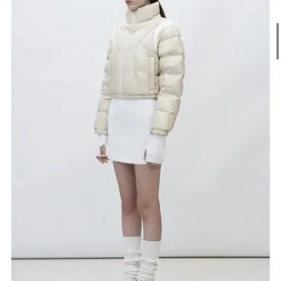 커렌트 VARSITY SHORT PUFFER JACKET [BEIGE]