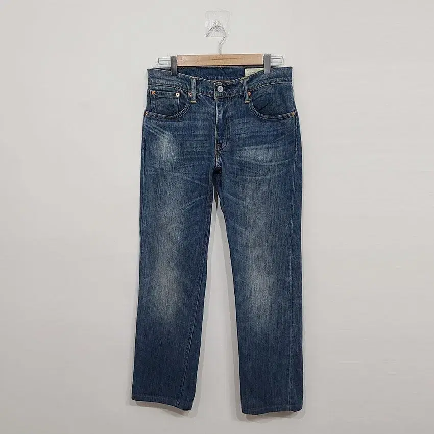 #1 Levi's/jeans/30 size/bar95