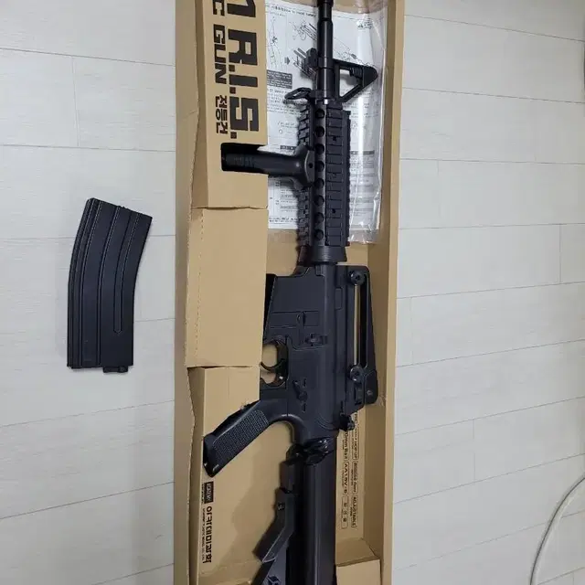 M4A1 R.I.S 비비탄 전동건