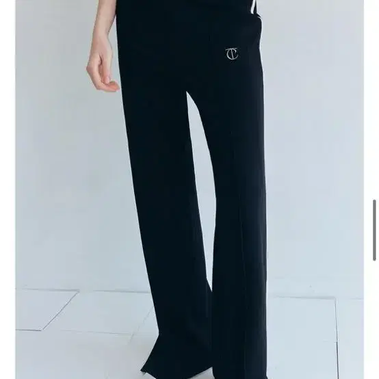 커렌트 FLARE TAPING PANTS [BLACK]