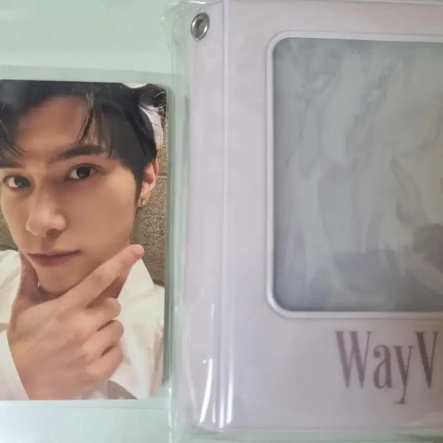 WayV 웨이션브이 헨드리 2023 시그 포토카드&콜북