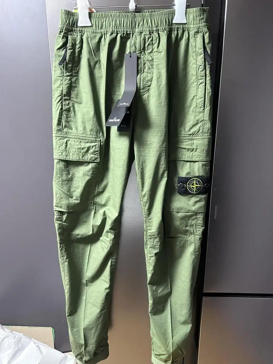 Stone Jogger Pants (30)