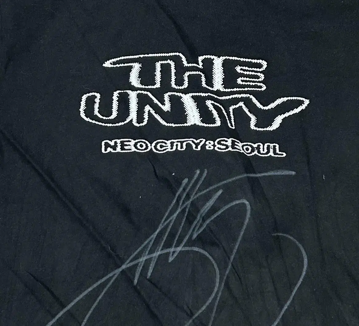 The Unity Con jaehyun sign T-shirts