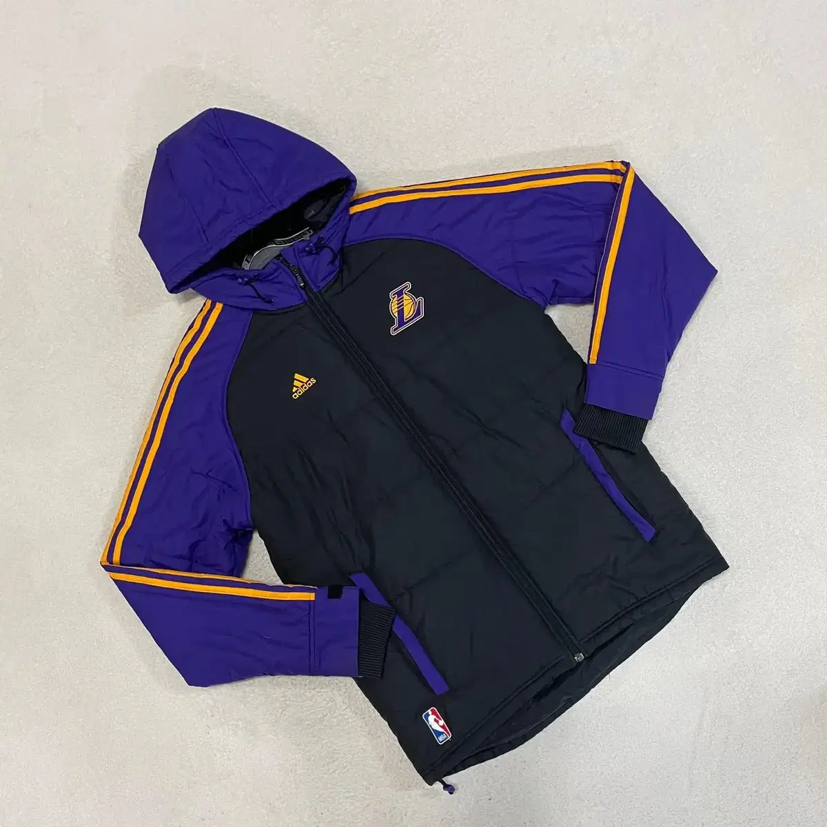 M Adidas XLA Lakers Padded Jacket N.426