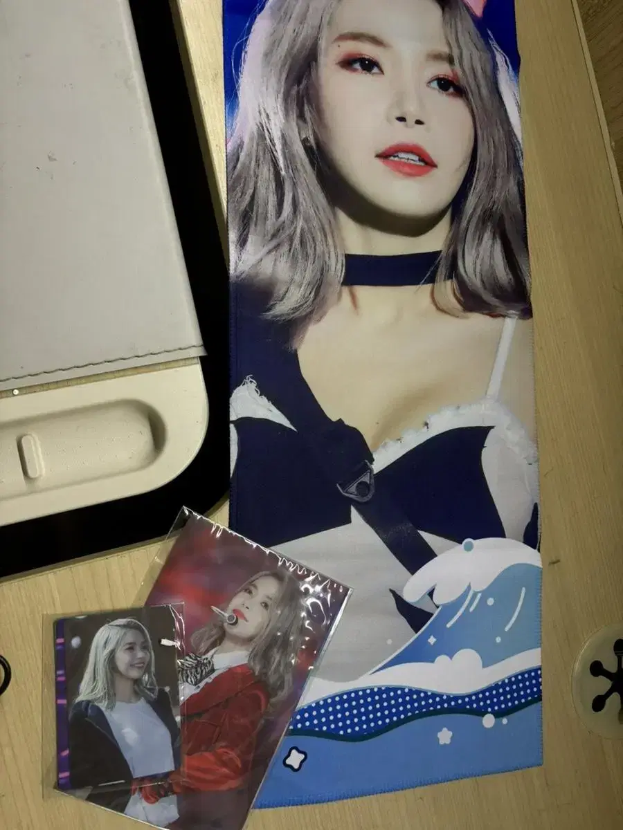 Mamamoo solar slogan Ernie Boogie Gun