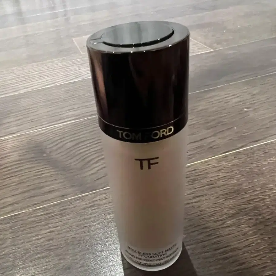 TOM FORD 톰포드 파운데이션 (nude ivory)