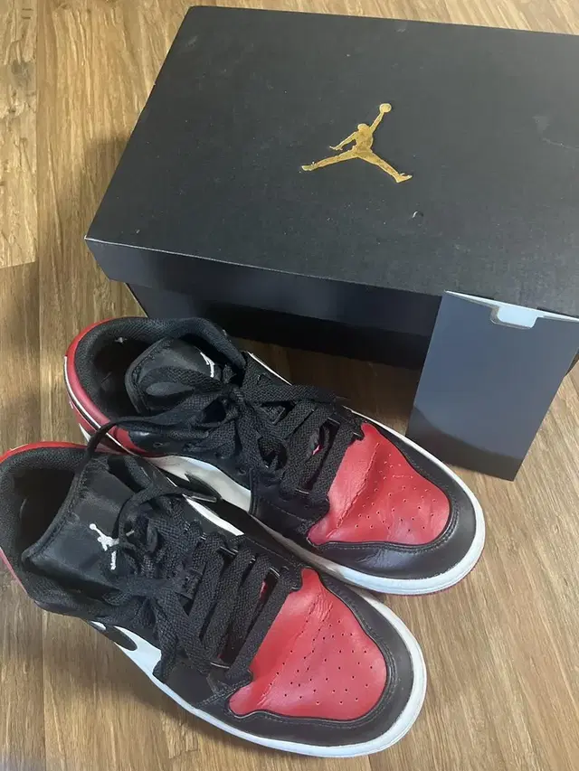 조던 bred toe 260 직거래