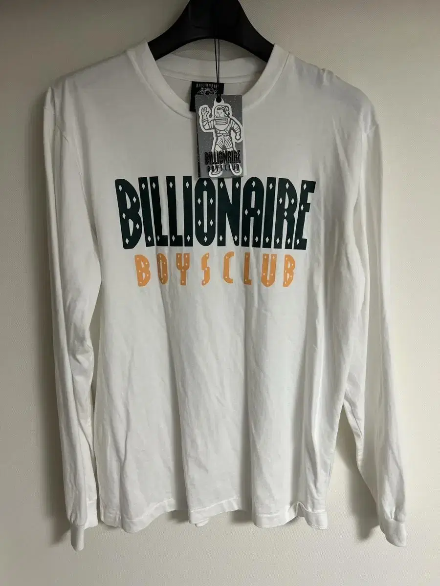 BBC White Long Sleeve Long Sleeve Tee M