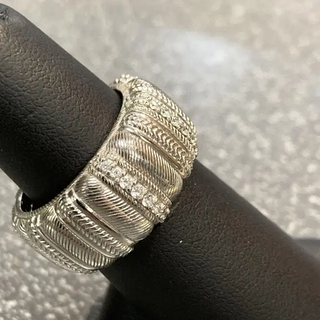 Judith Ripka Banded Rope silver Ring (8)