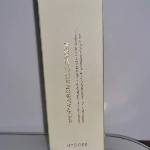 HYGGEE 약산성 히알루론 젤 클렌저 50ml