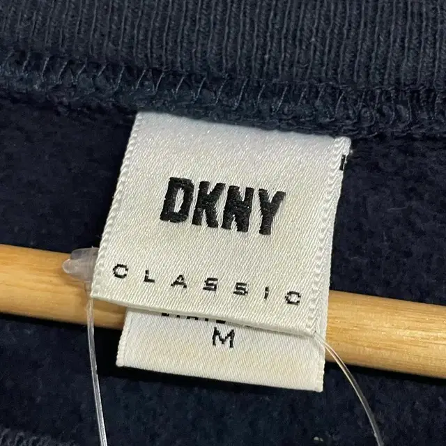 90s USA DKNY 스펠아웃 스웻셔츠 (105-110)