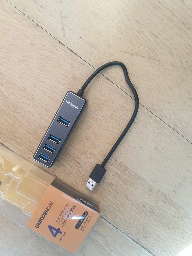 usb 3.0 지원 멀티 허브 4포트 팝니다