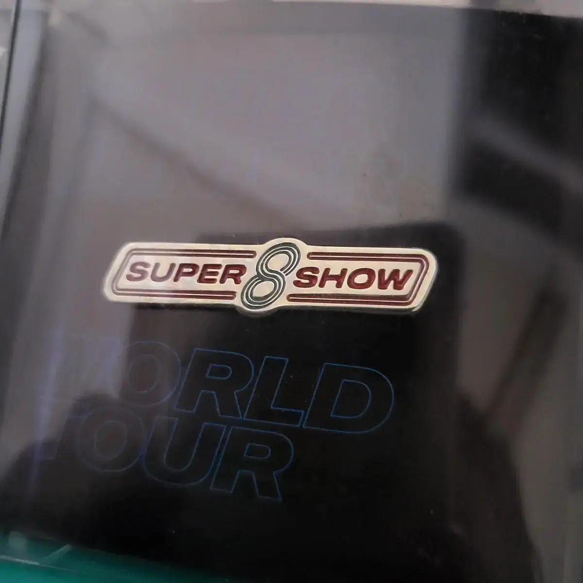 Super Juniors Super Show 8 MD Badge