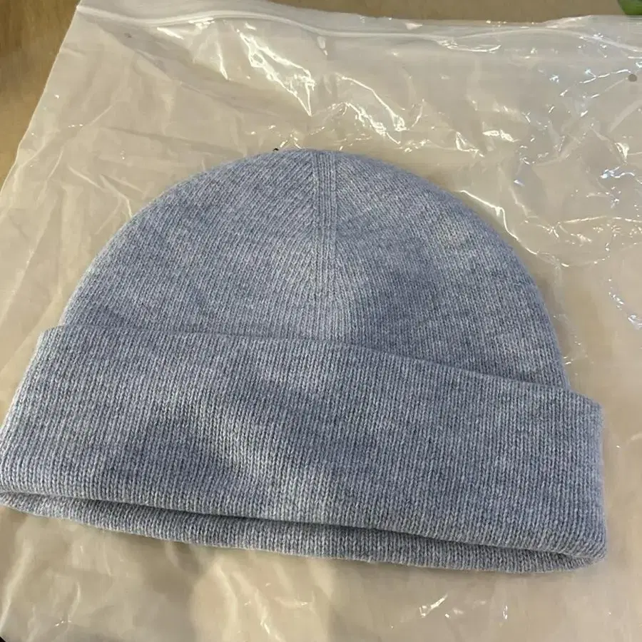 그로브 휴비니 스카이블루 grove hew beanie