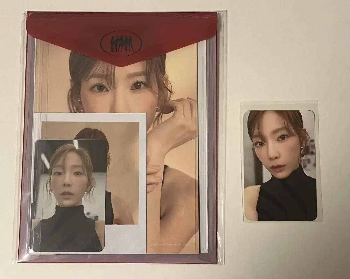 Taeyeon Season's Greetings Photopack collectbook photocard Photocard