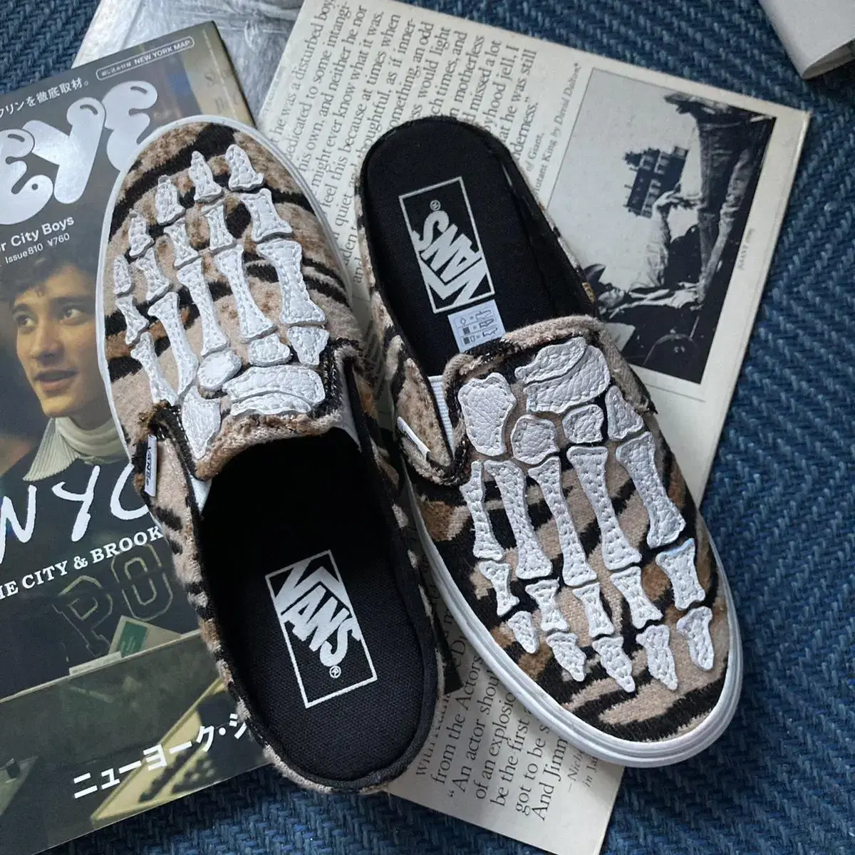 vans 반스 본 스컬 패치 레오파드 슬립온 뮬