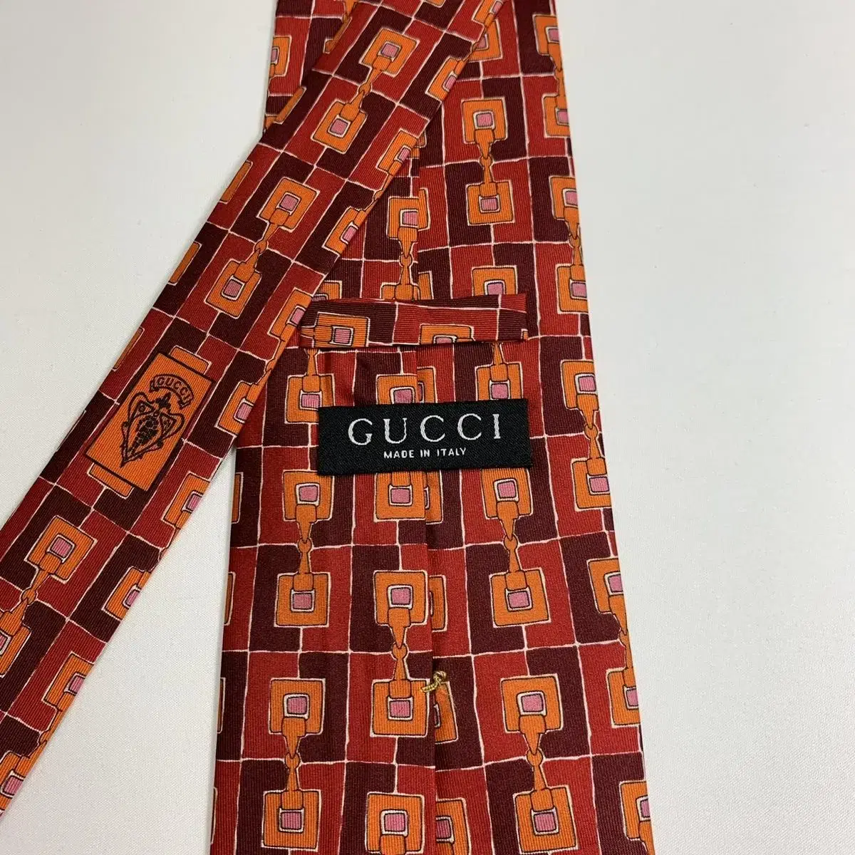 구찌(GUCCI) 새상품급 명품 넥타이 정장코디 S등급 9.5cm