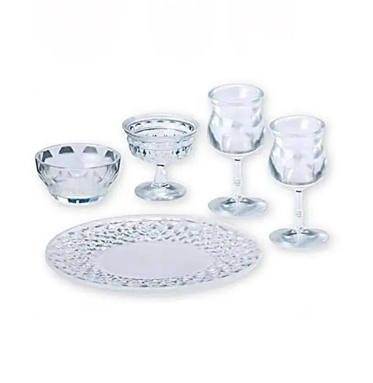 Reminiscent tableware crystal