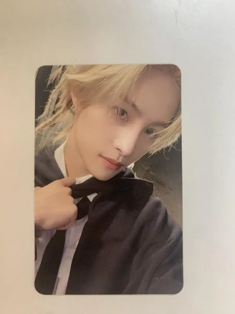 Golden E.J. Yangyang photocard, postcard bulk sells