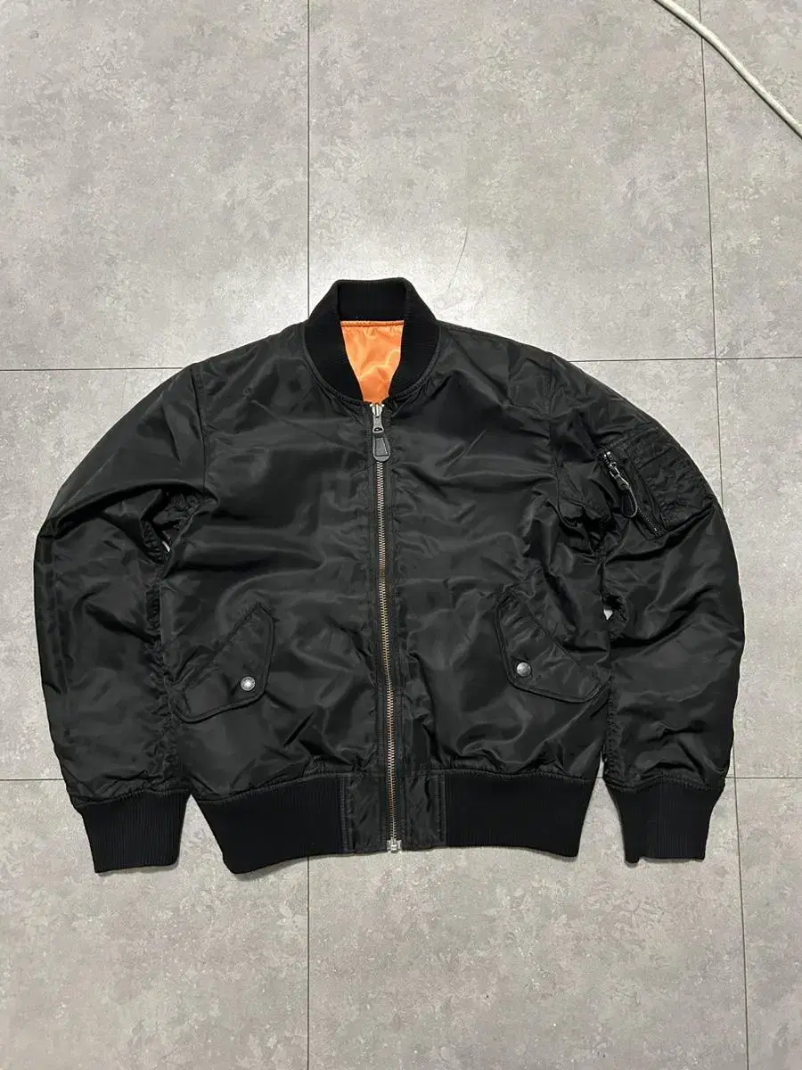 Avirex MA-1 Classic Vintage Flight Jacket